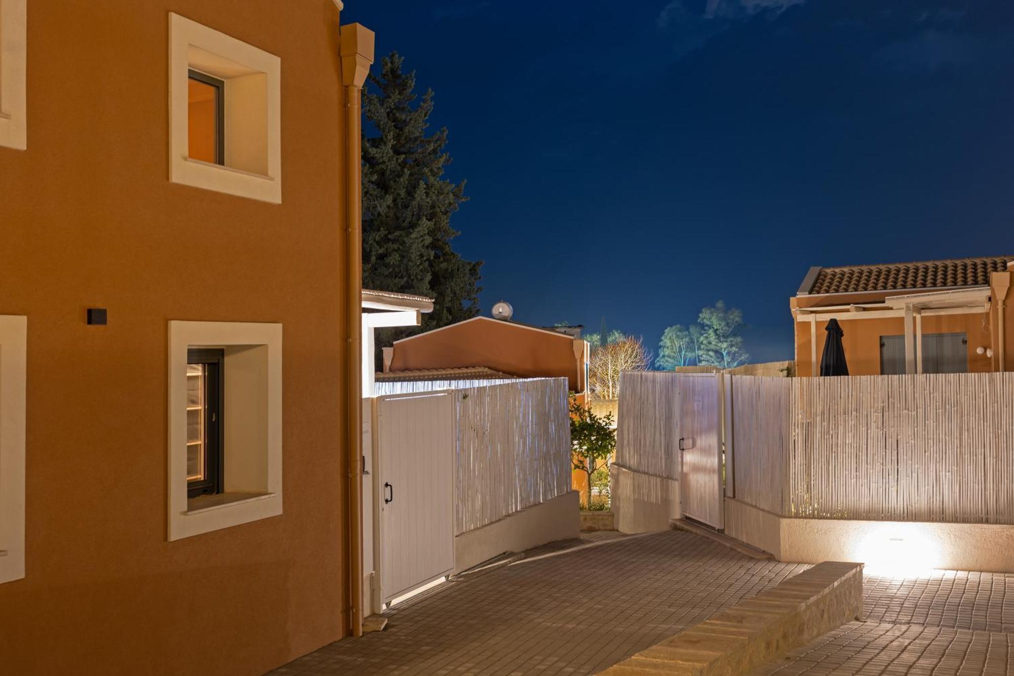 Tessera Villas & Studios Collection Гоувия Экстерьер фото