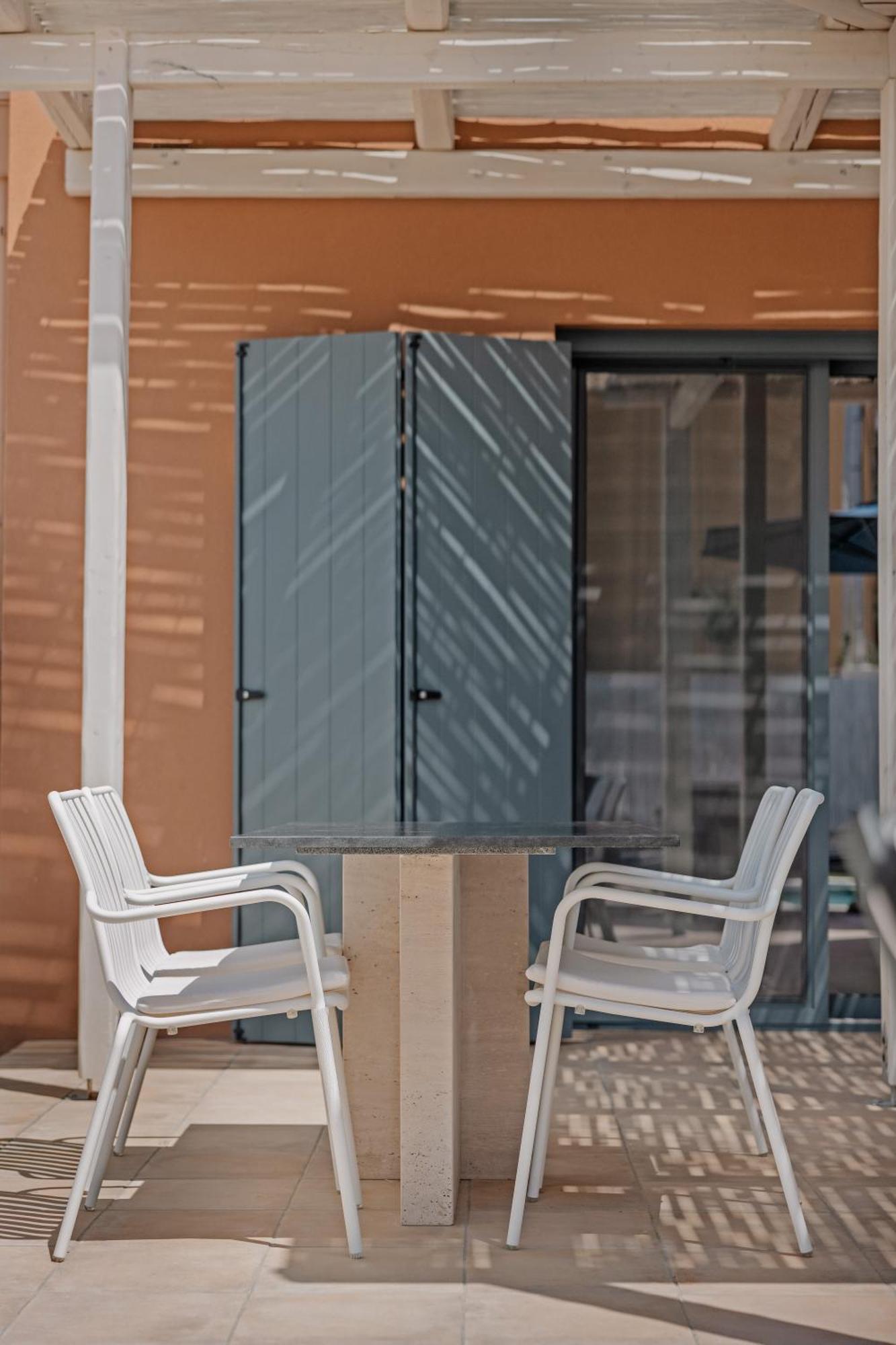 Tessera Villas & Studios Collection Гоувия Экстерьер фото